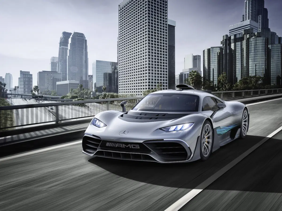 Mercedes: one mission, four road (10)