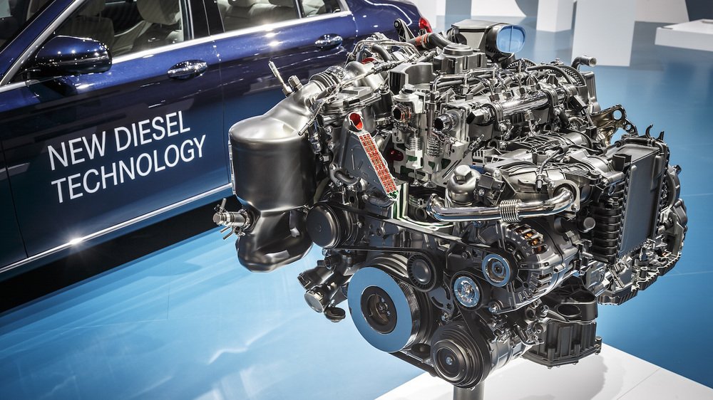 Il primo motore diesel Mercedes affiancato dalla tecnologia elettrica plug-in: un ibrido dalle grandi prospettive
