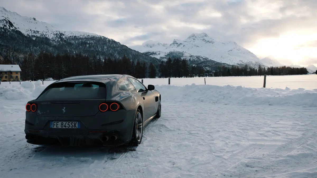 Ferrari GTC4Lusso, anche Enzo la adorerebbe [Video] (3)