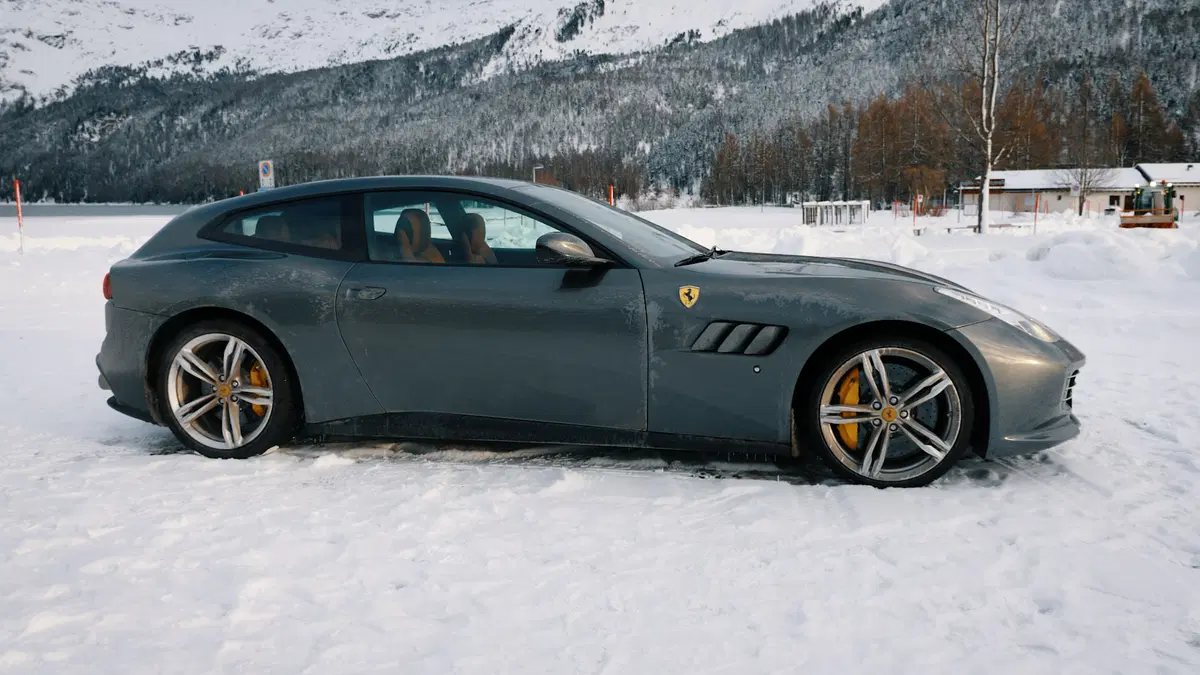 Ferrari GTC4Lusso, anche Enzo la adorerebbe [Video]