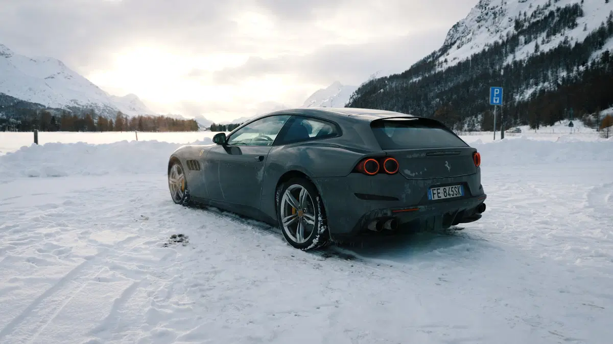 Ferrari GTC4Lusso, anche Enzo la adorerebbe [Video] (9)