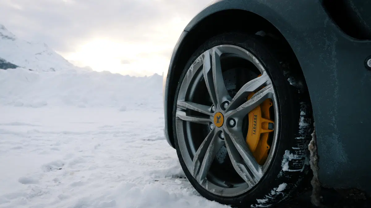 Ferrari GTC4Lusso, anche Enzo la adorerebbe [Video] (11)