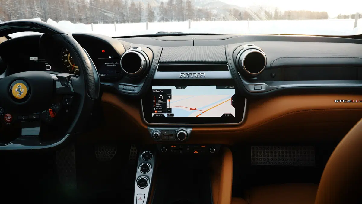 Ferrari GTC4Lusso, anche Enzo la adorerebbe [Video] (10)