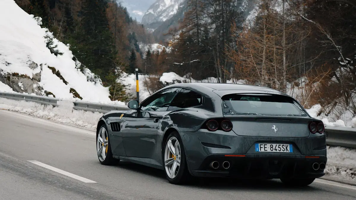 Ferrari GTC4Lusso, anche Enzo la adorerebbe [Video] (23)