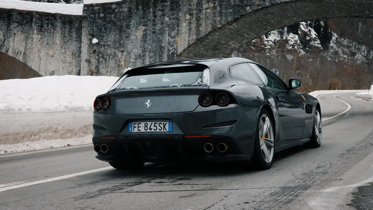 Ferrari GTC4Lusso, anche Enzo la adorerebbe [Video] (25)