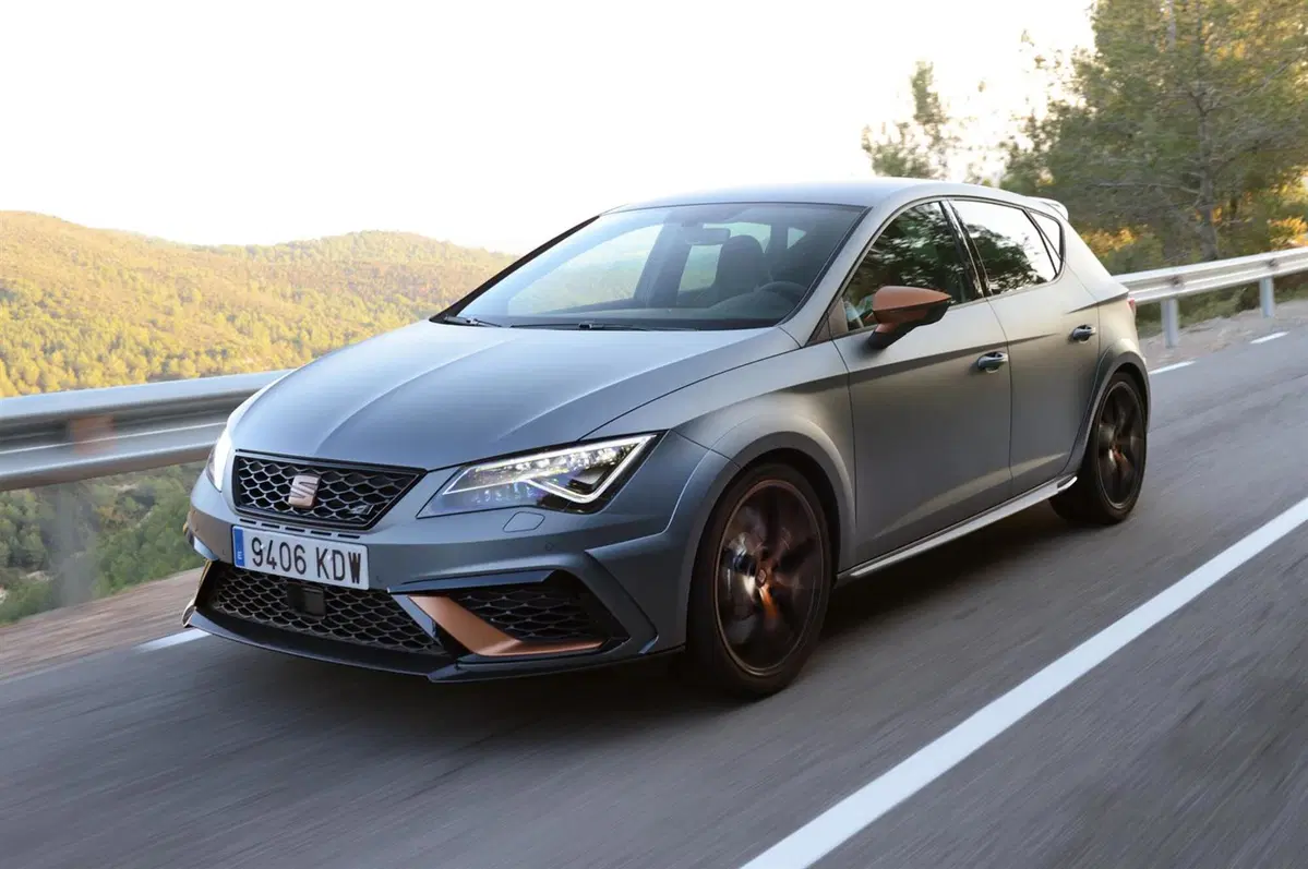 Seat Leon Cupra R, solo 30 in Italia (5)