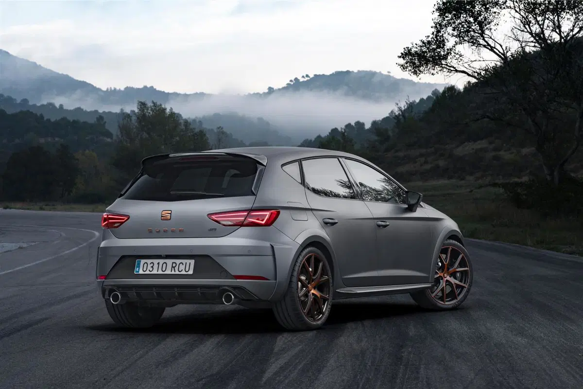 Seat Leon Cupra R, solo 30 in Italia (8)