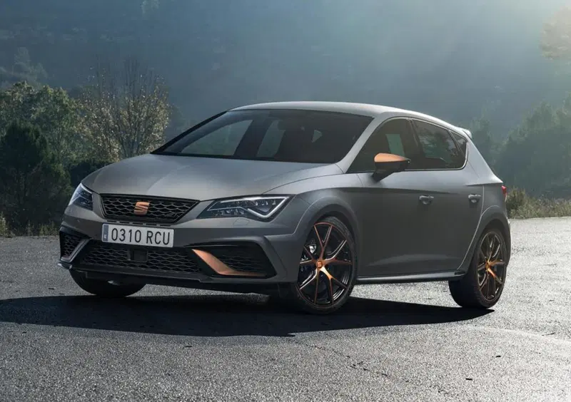 Seat Leon Cupra R, solo 30 in Italia