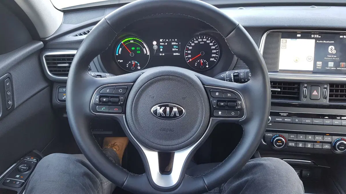 Kia Optima SW | Ibrida, plug-in, e quanti km in elettrico! (17)