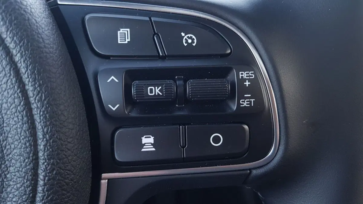 Kia Optima SW | Ibrida, plug-in, e quanti km in elettrico! (20)