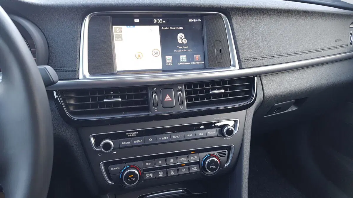 Kia Optima SW | Ibrida, plug-in, e quanti km in elettrico! (21)