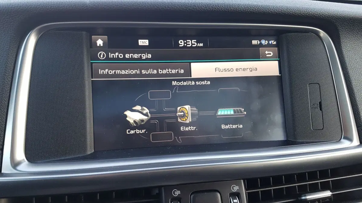 Kia Optima SW | Ibrida, plug-in, e quanti km in elettrico! (24)