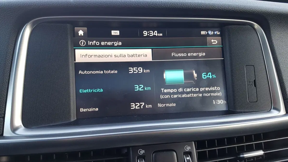 Kia Optima SW | Ibrida, plug-in, e quanti km in elettrico! (25)