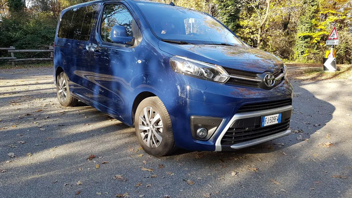 Toyota Proace Verso | Può un furgone sostituire l'auto di tutti i giorni?