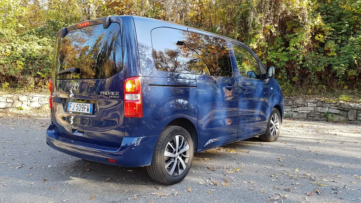 Toyota Proace Verso | Può un furgone sostituire l'auto di tutti i giorni? (4)