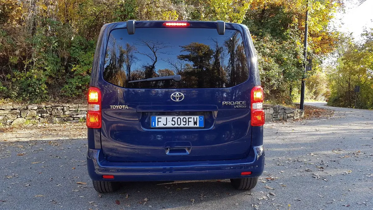 Toyota Proace Verso | Può un furgone sostituire l'auto di tutti i giorni? (5)