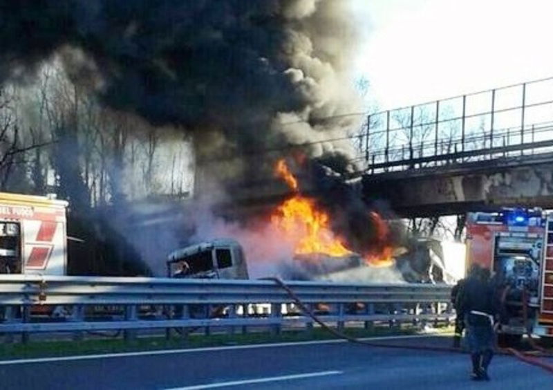 De Vita: &laquo;Incidente sull&rsquo;A21: colpa della distrazione? Forse, ma non solo&hellip;&raquo;