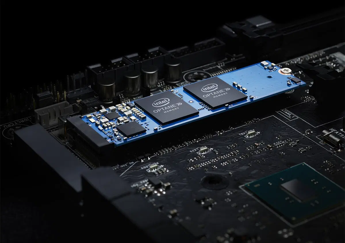 Meltdown e Spectre, in pericolo anche l'auto