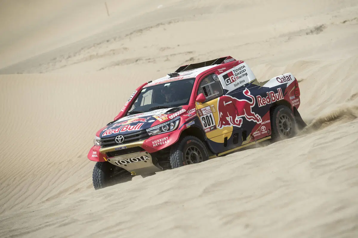 Dakar 2018: Live Day 1. Nelle moto primo Sunderland (KTM). Auto ad Al-Attiyah (Toyota)