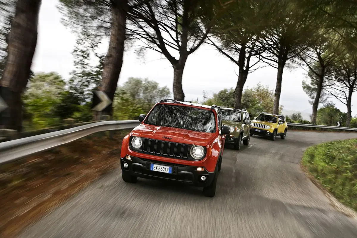 Quale comprare, Confronto: Volkswagen T-Roc TSI Vs Jeep Renegade MAir (14)