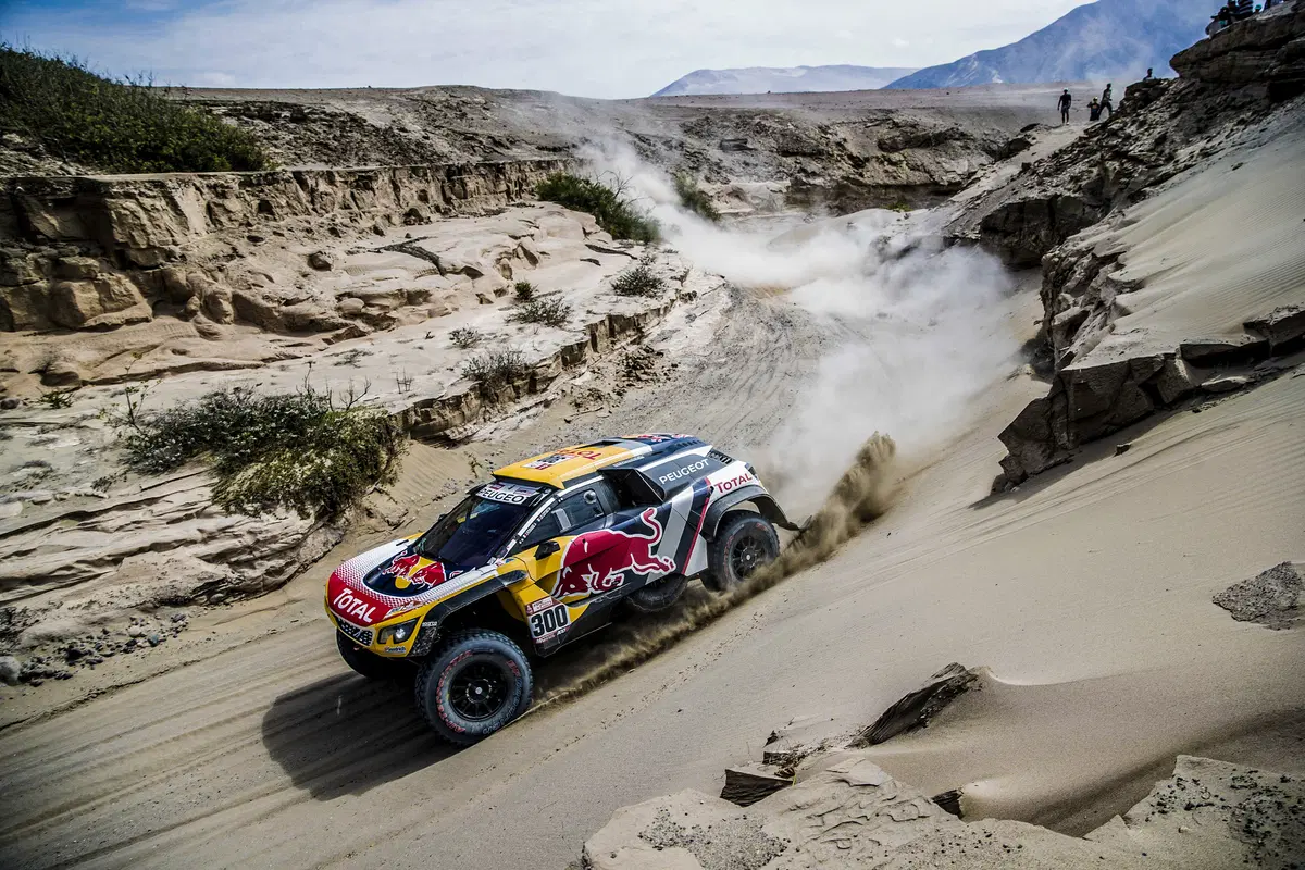 DKR ’18 Peugeot. Vittoria di Peterhansel, ritiro di Loeb (6)