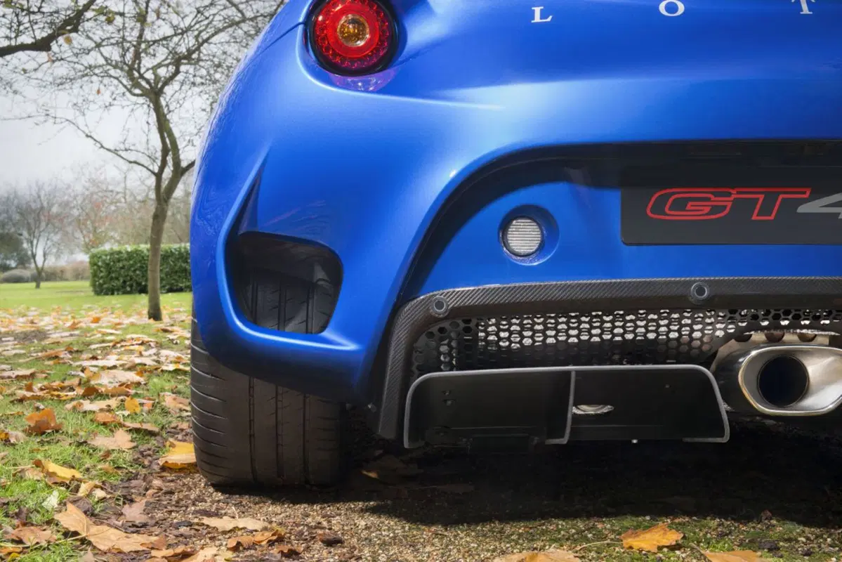 Lotus Evora GT410 Sport, l'evoluzione (7)