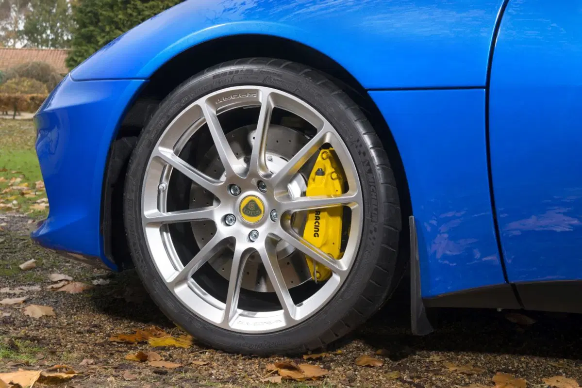 Lotus Evora GT410 Sport, l'evoluzione (9)