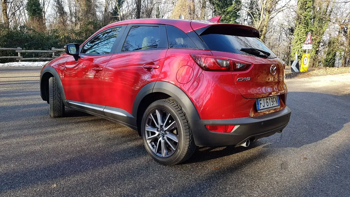 Mazda CX-3 | Un rosso che infuoca le strade... (3)