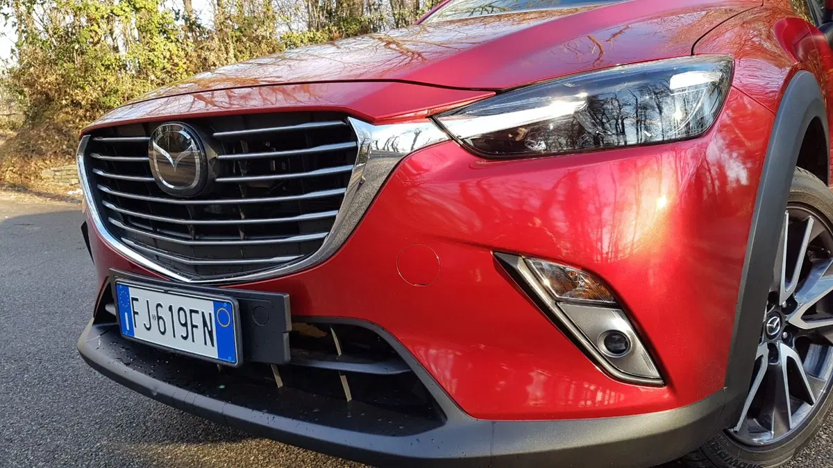 Mazda CX-3 | Un rosso che infuoca le strade... (9)
