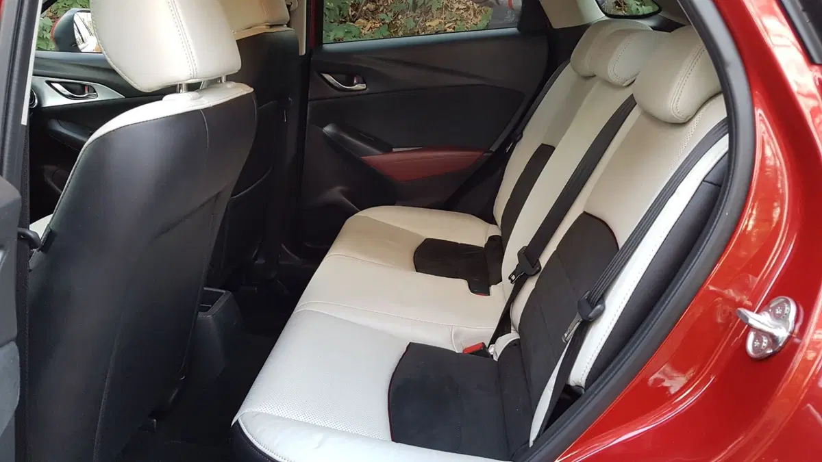 Mazda CX-3 | Un rosso che infuoca le strade... (15)