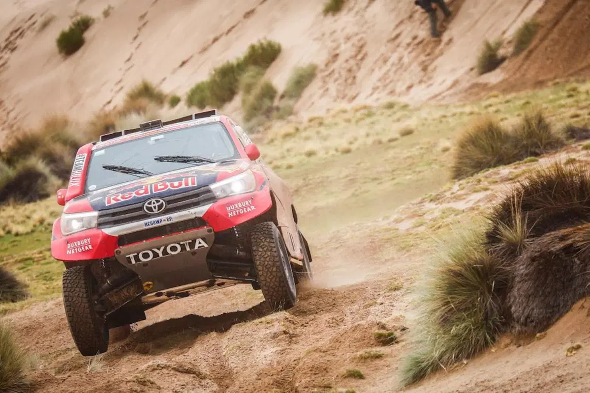 Dakar ‘18. Peterhansel (Peugeot) e Meo (KTM) prima del Break (8)