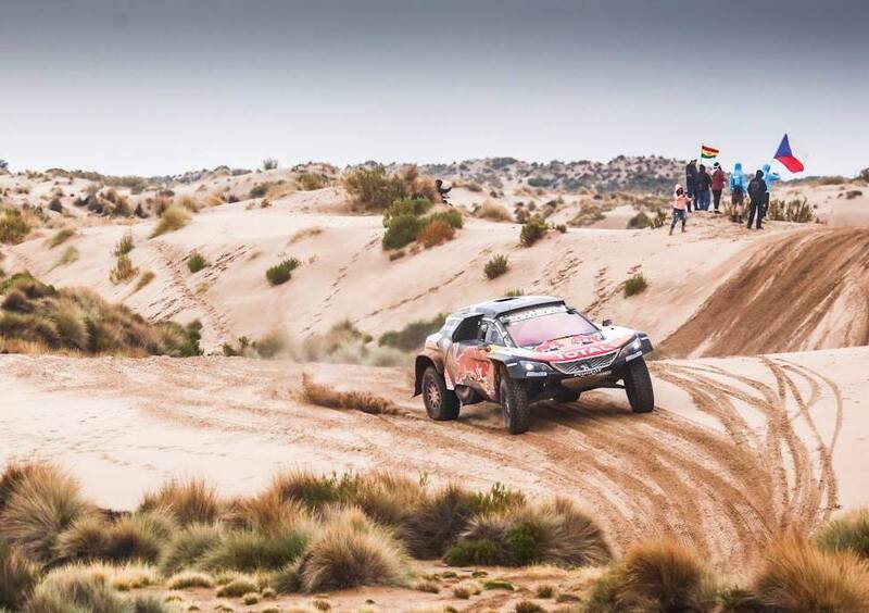 Dakar 2018 Peugeot. Le prime 40 di Peterhansel e la quarta doppietta Peugeot