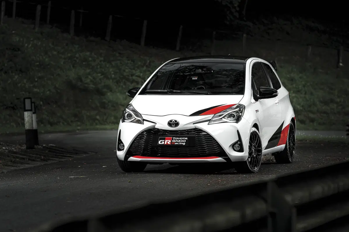Toyota Yaris GRMN: rally-replica esclusiva, anche nella guida [VIDEO] (4)