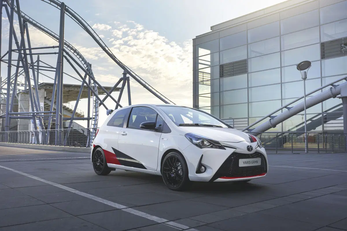 Toyota Yaris GRMN: rally-replica esclusiva, anche nella guida [VIDEO]