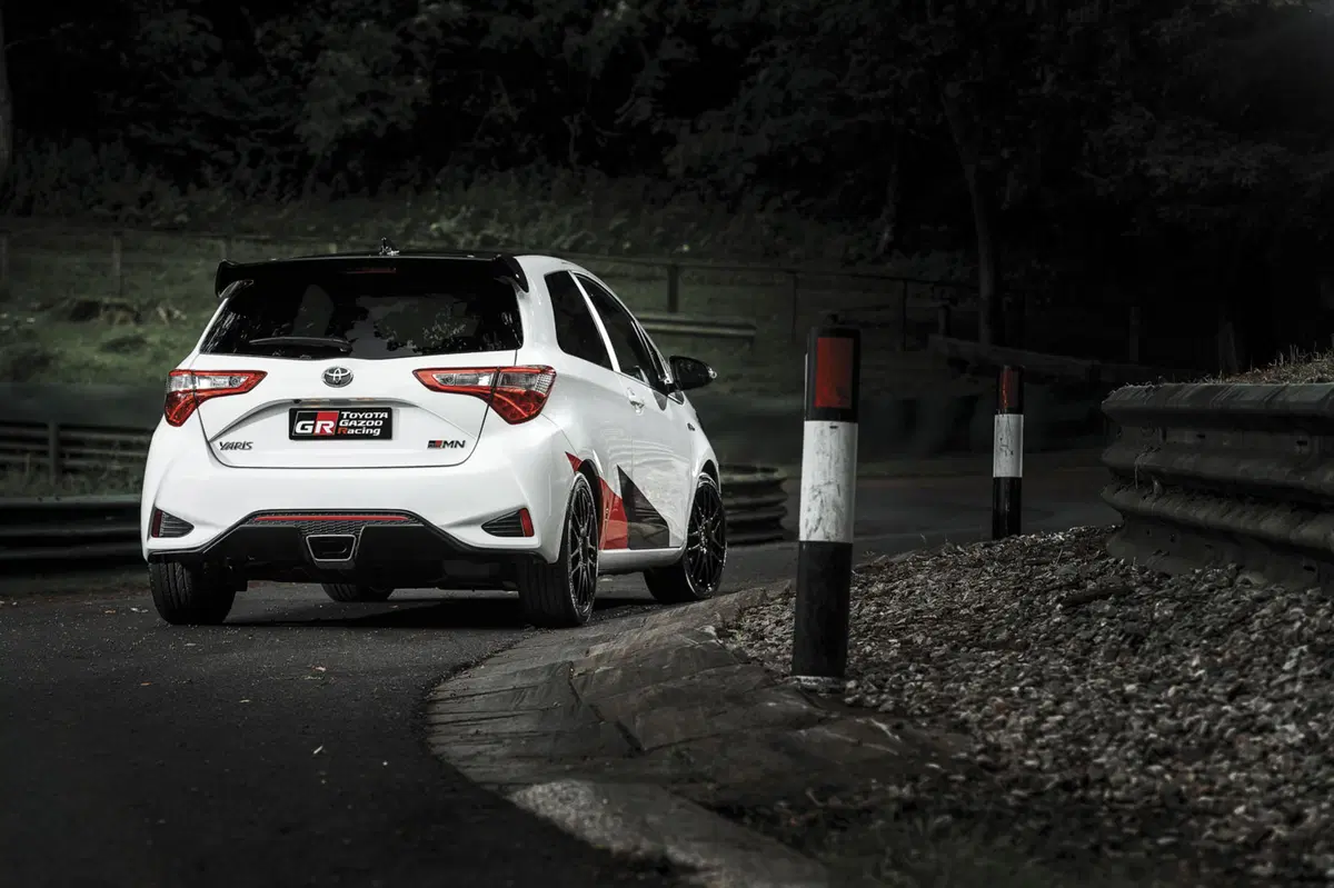 Toyota Yaris GRMN: rally-replica esclusiva, anche nella guida [VIDEO] (5)