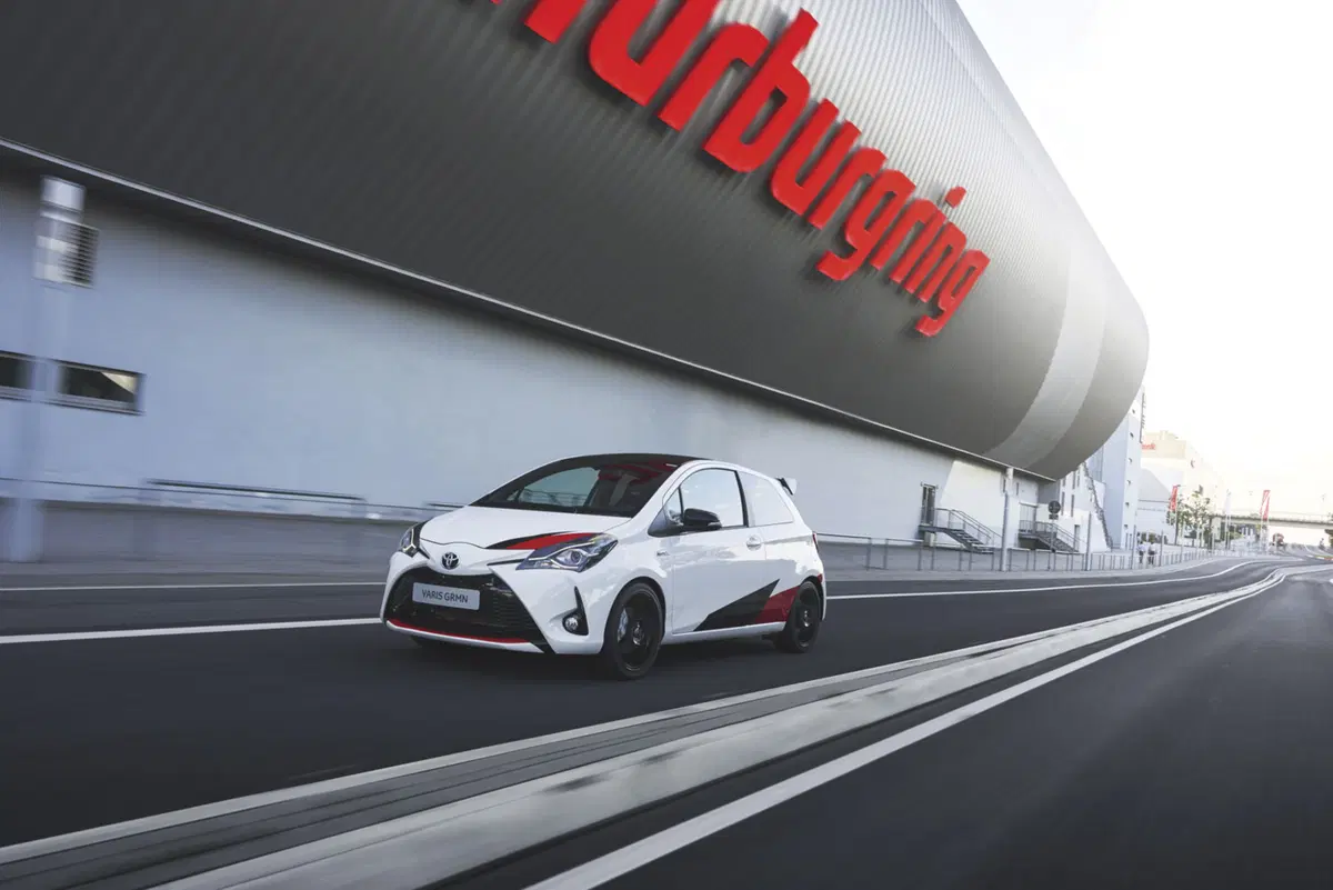 Toyota Yaris GRMN: rally-replica esclusiva, anche nella guida [VIDEO] (6)