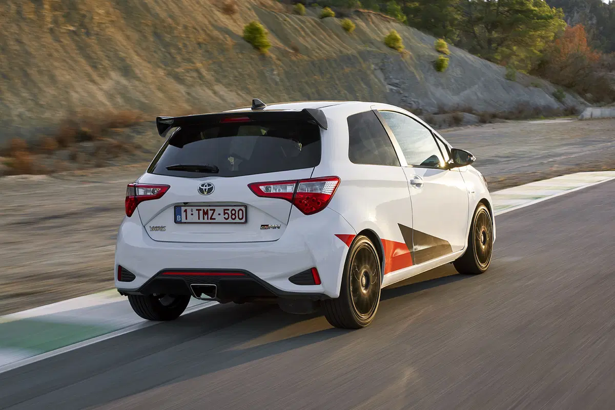 Toyota Yaris GRMN: rally-replica esclusiva, anche nella guida [VIDEO] (23)