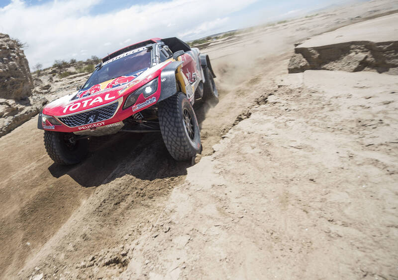 Dakar 2018 Peugeot. Peterhansel-Peugeot Uragano in Vetta. P2 riconquistata.	