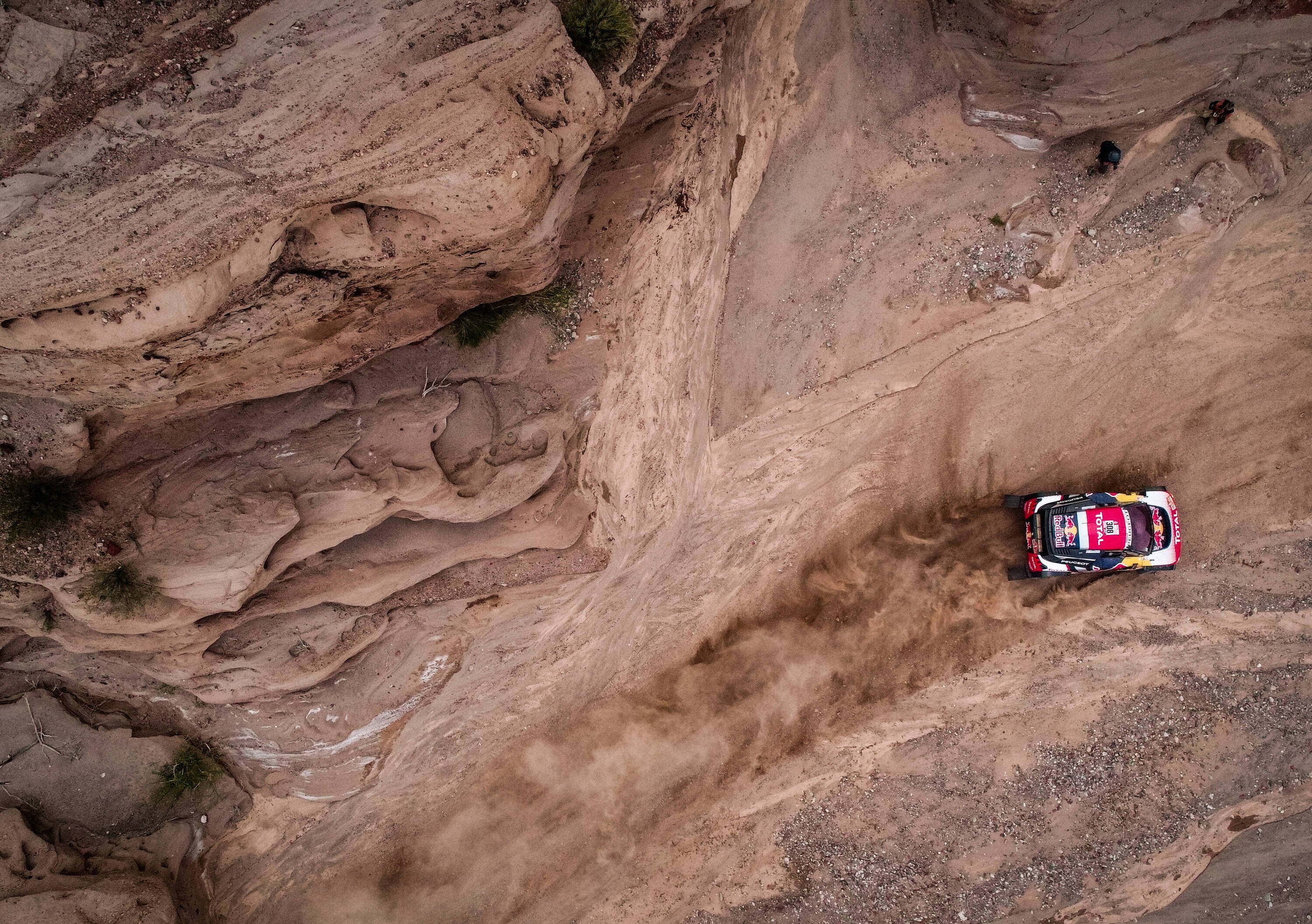 Dakar 2018 Peugeot. Carlos Sainz Vince la Dakar 2018. &Egrave; il terzo successo consecutivo delle Peugeot 