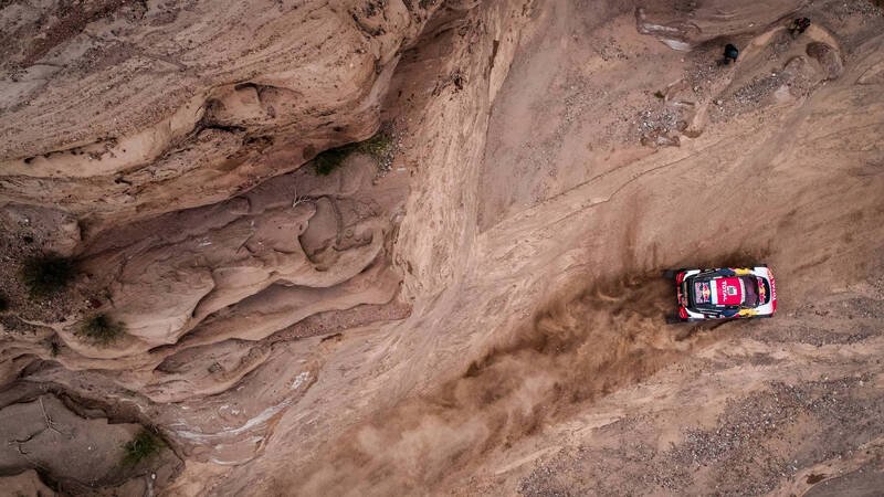 Dakar 2018 Peugeot. Carlos Sainz Vince la Dakar 2018. &Egrave; il terzo successo consecutivo delle Peugeot 
