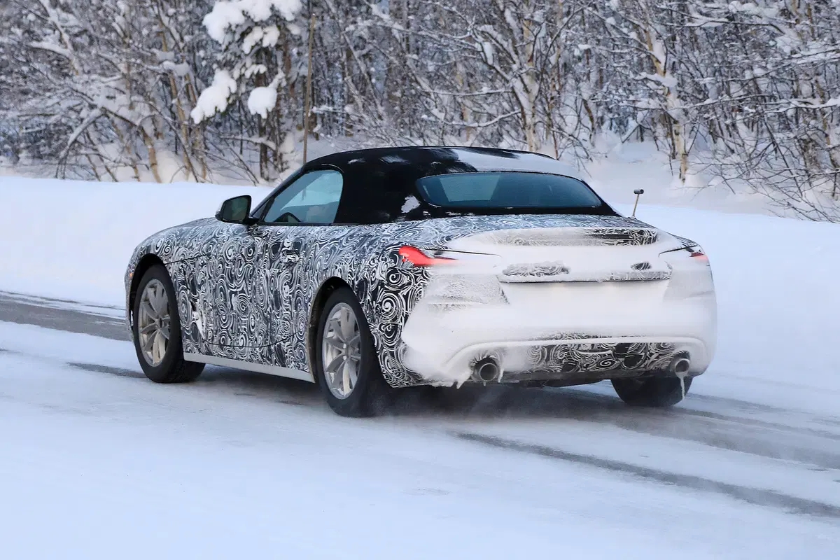 BMW Z4, le foto spia (10)