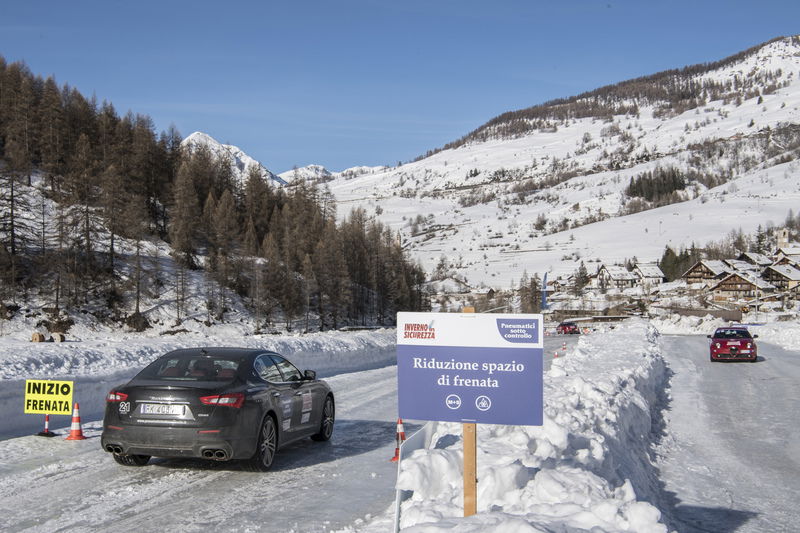 Maserati Ghibli in azione nei test comparazione pneumatici 2018