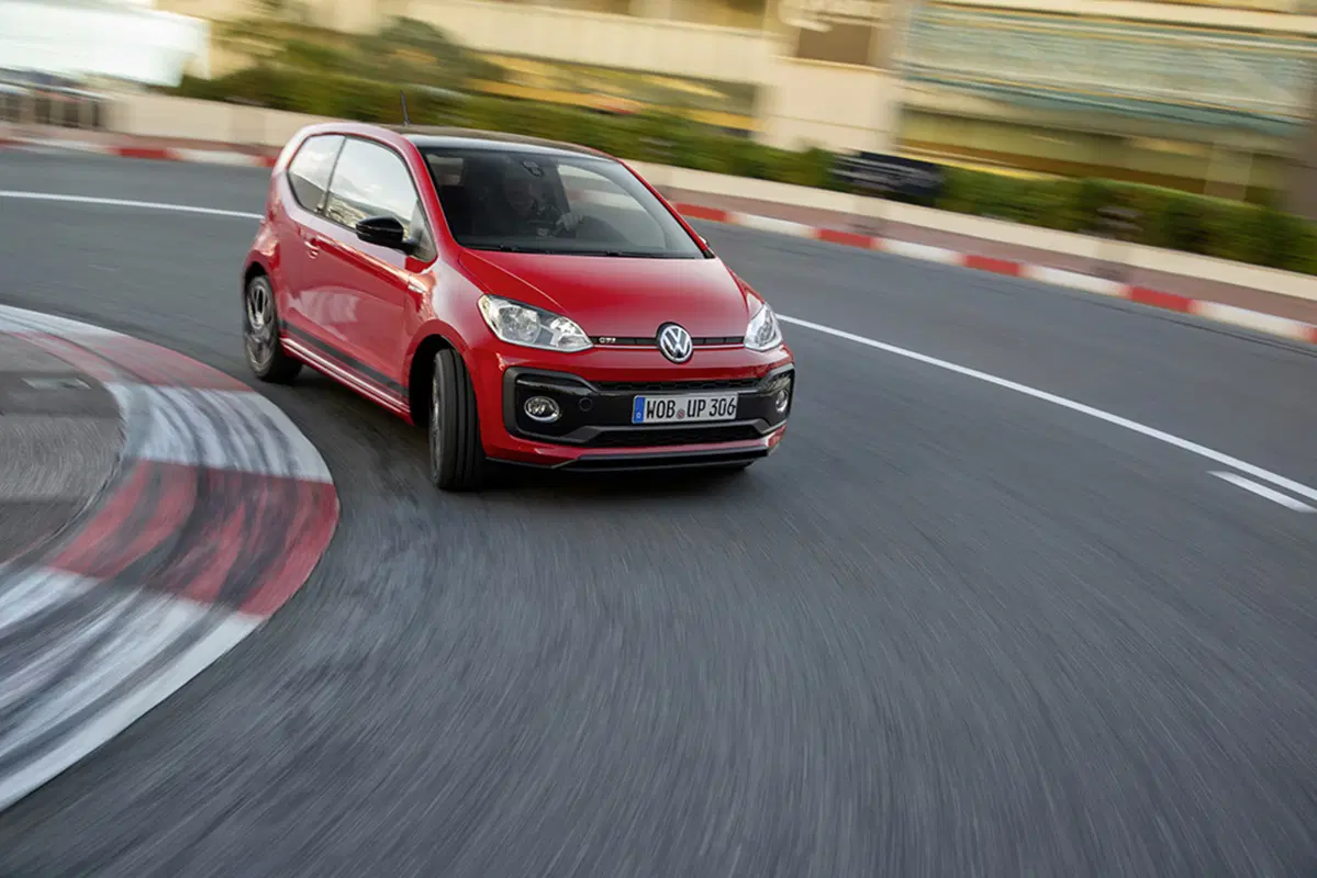Volkswagen Up! GTI, 115 Cv in omaggio alla Golf GTI MkI (3)