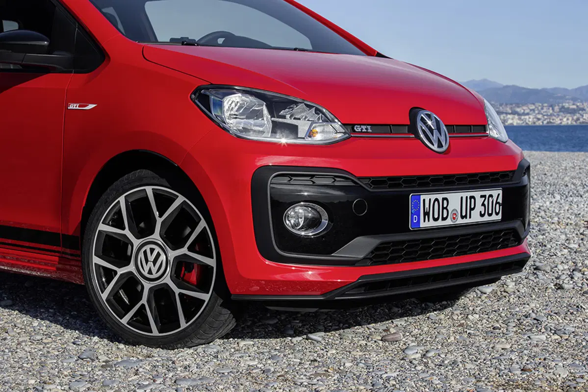 Volkswagen Up! GTI, 115 Cv in omaggio alla Golf GTI MkI (11)