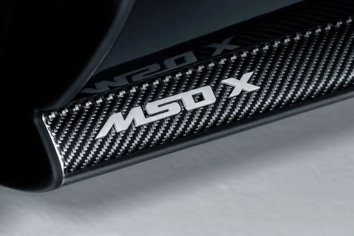 McLaren MSO X, come la GT4 ma stradale (17)