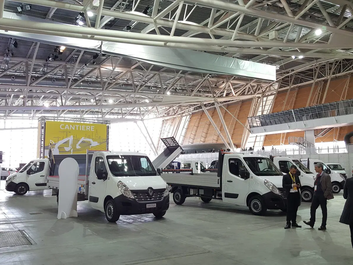 Renault Business Booster Tour 2018 [video] (2)
