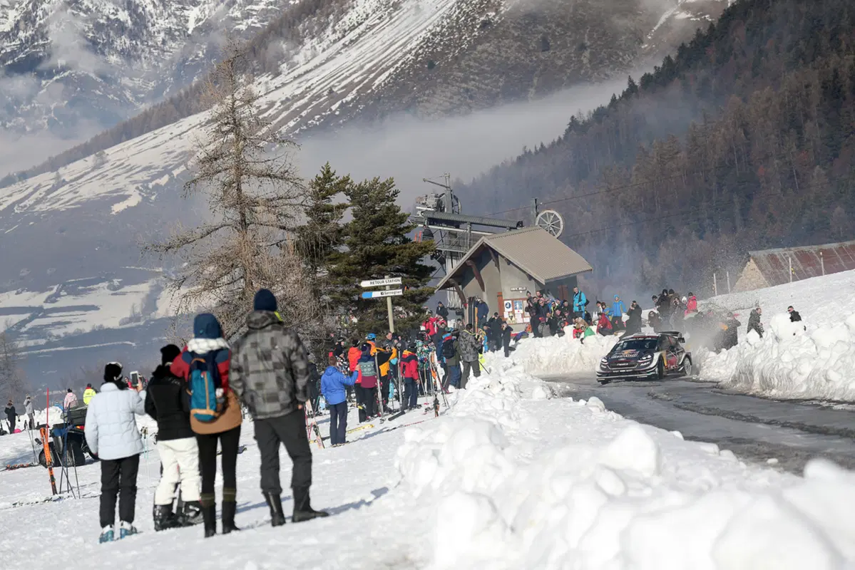 WRC (16)