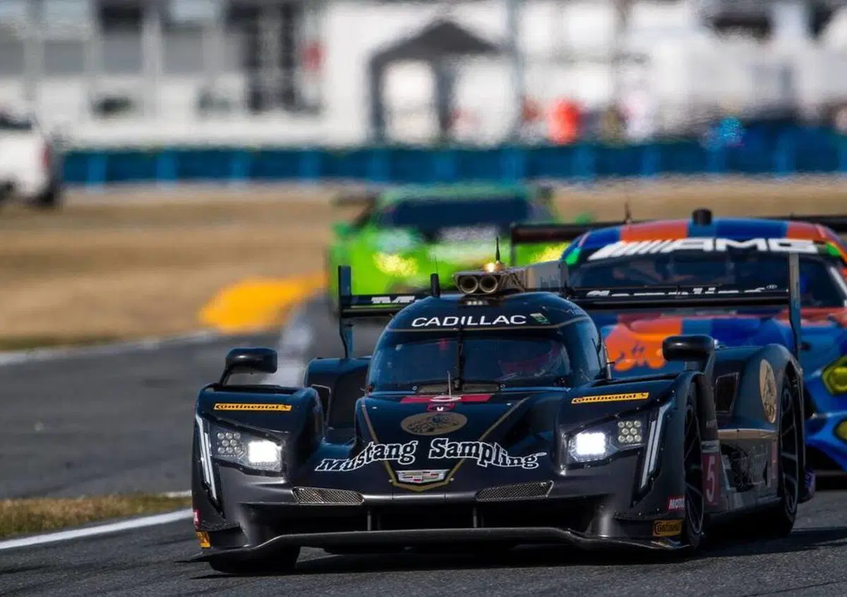 24 Ore di Daytona 2018: vince Cadillac. Alonso fuori dalla top 20