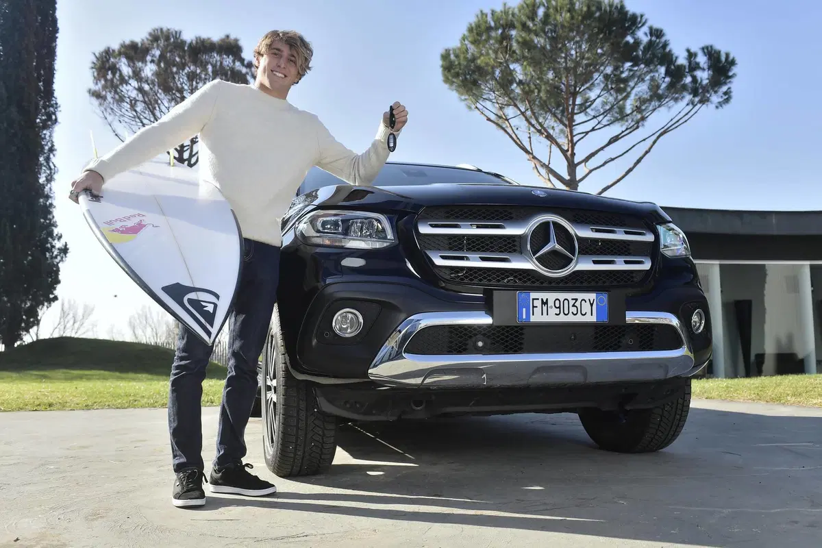 Una Mercedes Classe X per Leonardo Fioravanti, stella del surf italiano (4)