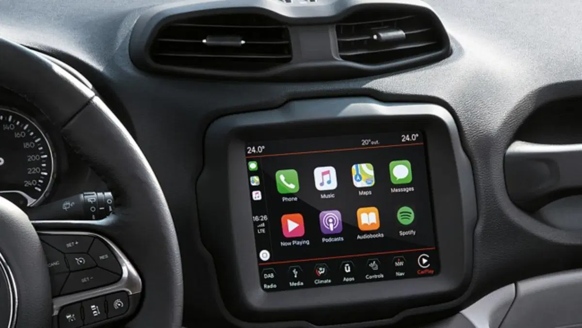 Jeep Renegade MY 18. Nuovo infotainment, plancia e allestimenti [Video]  (2)